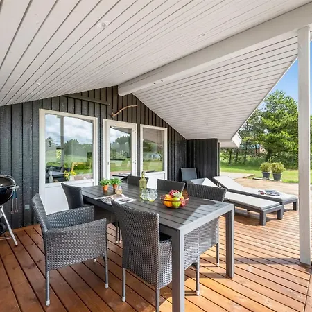 Kari - 900m From The Sea By Interhome Feriehus