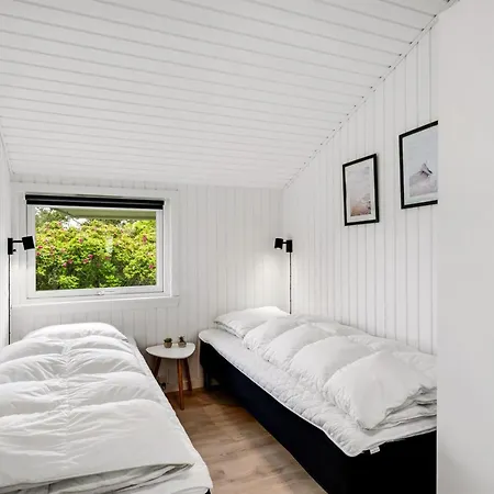 Kari - 900m From The Sea By Interhome Feriehus *