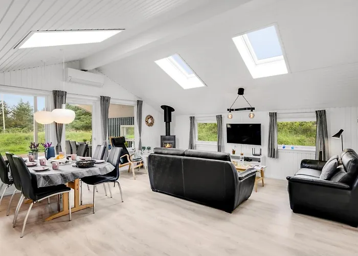 Kari - 900m From The Sea By Interhome *